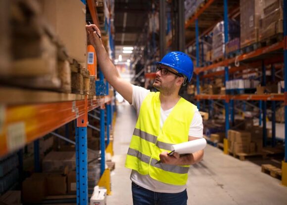 Tipos de Estoque: Quais são e como escolher o melhor para a sua loja