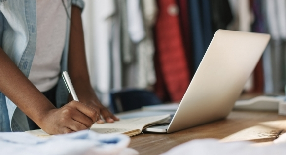 Como administrar uma loja de móveis?