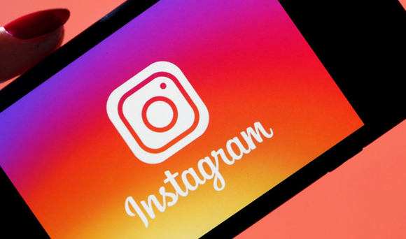 Como divulgar uma loja de roupas no Instagram?