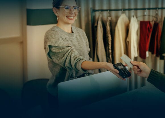 Cartão de crédito ou crediário? Veja qual fideliza mais o seu cliente