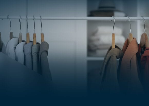 Guarda-Roupa Cápsula: O segredo para se vestir bem gastando pouco